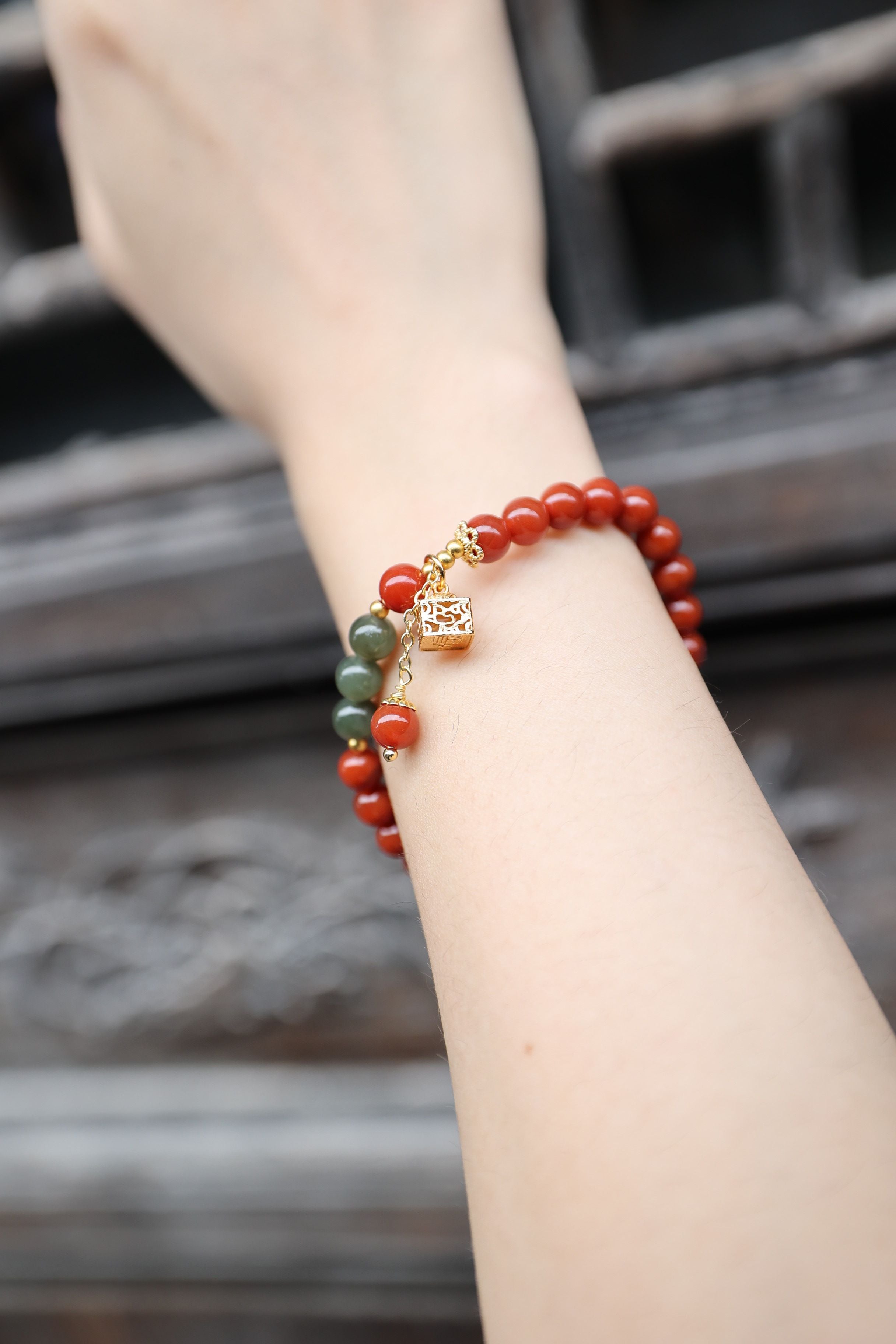 Premium South Red Agate and Green Jade Elastic Bracelet