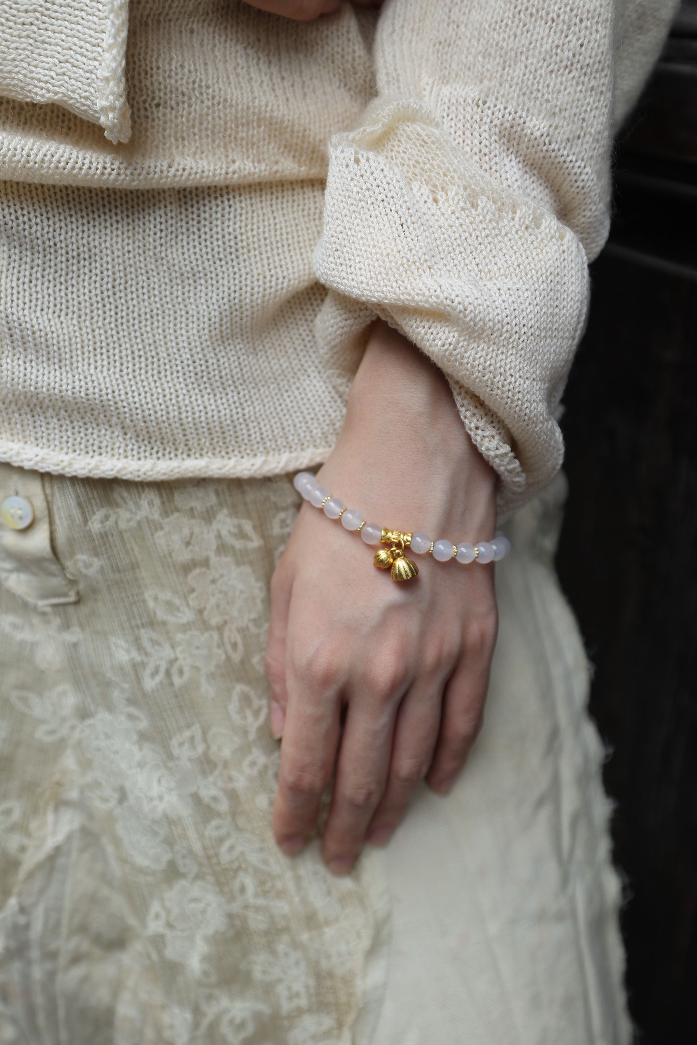 Zen Fire: White Agate & Nan Hong Bracelet - 16cm Balanced Elegance