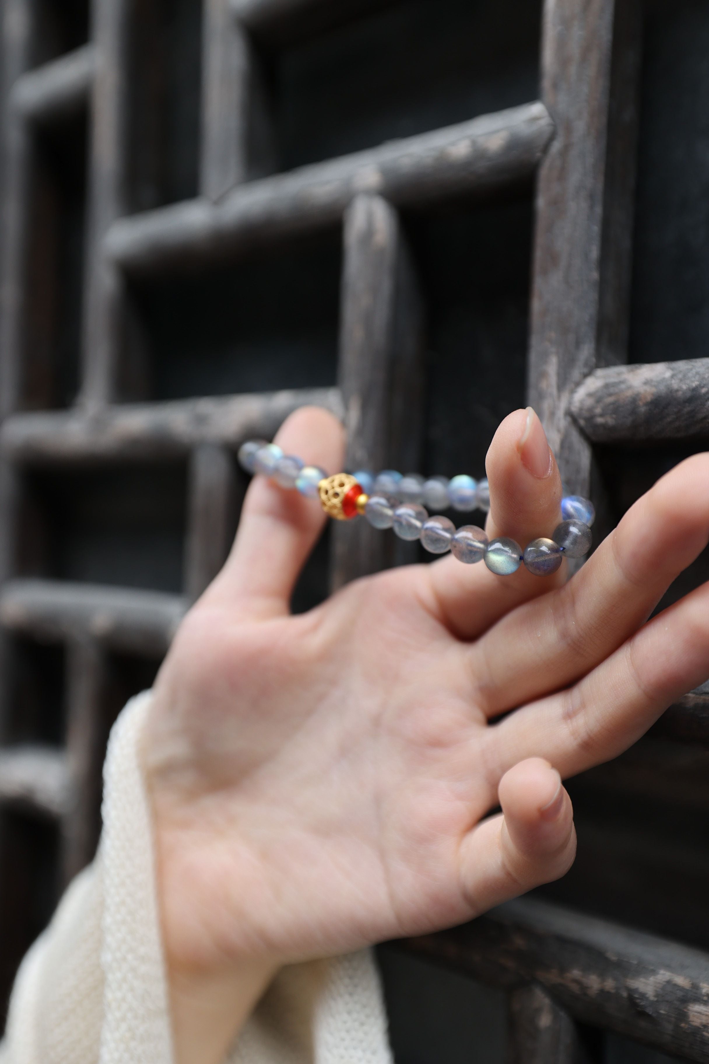 Gray Moonstone Elastic Bracelet