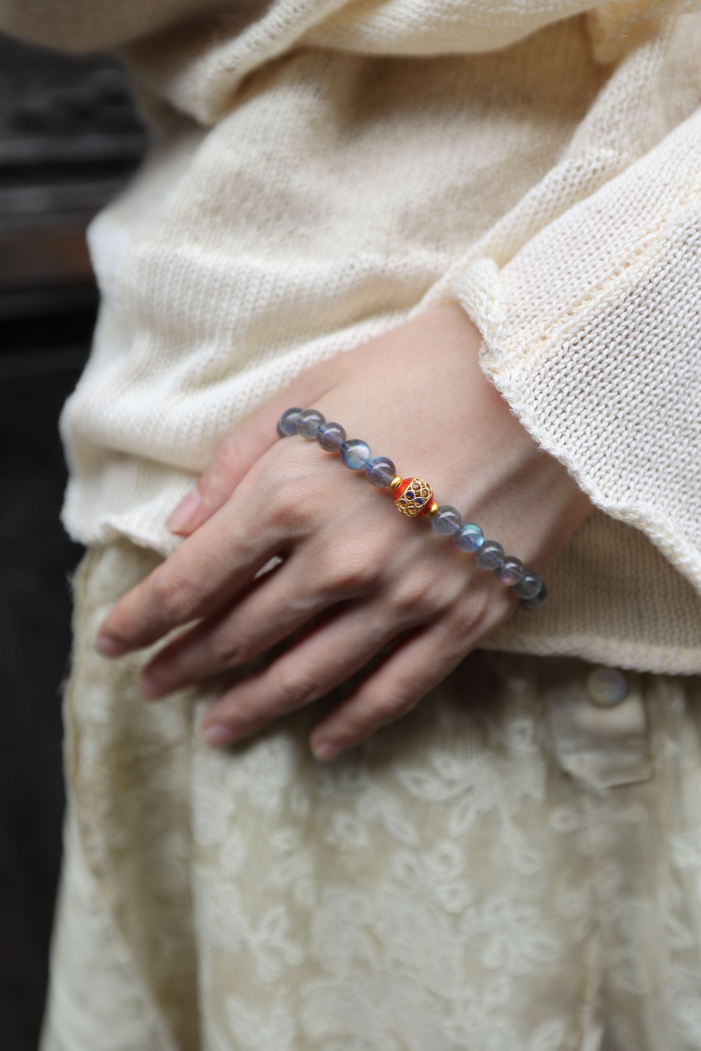 Gray Moonstone Elastic Bracelet