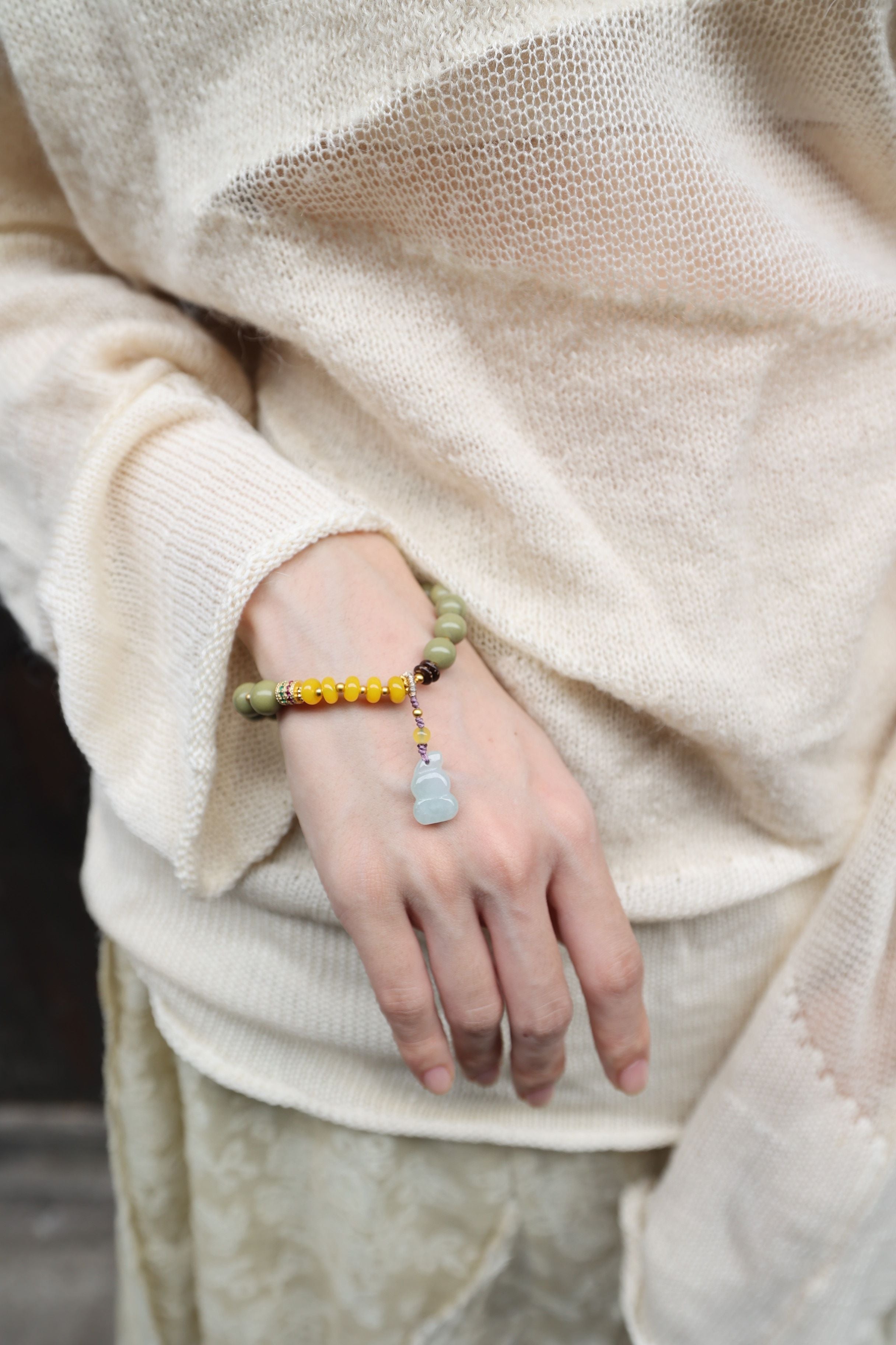 Alashan Agate, Yellow Agate, and Jade Bracelet, 16cm with 8mm Beads