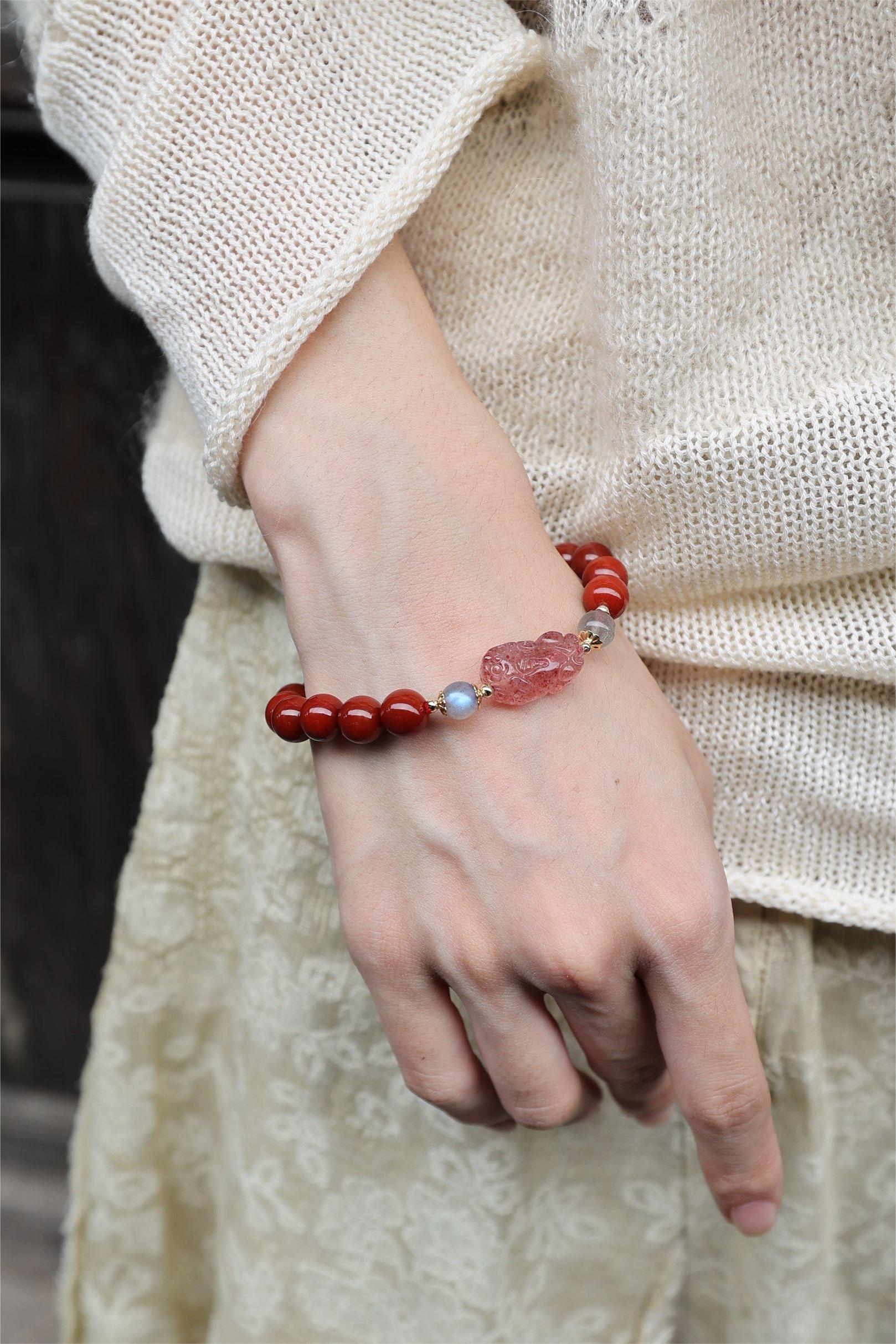 Premium South Red Agate and Strawberry Quartz Elastic Bracelet