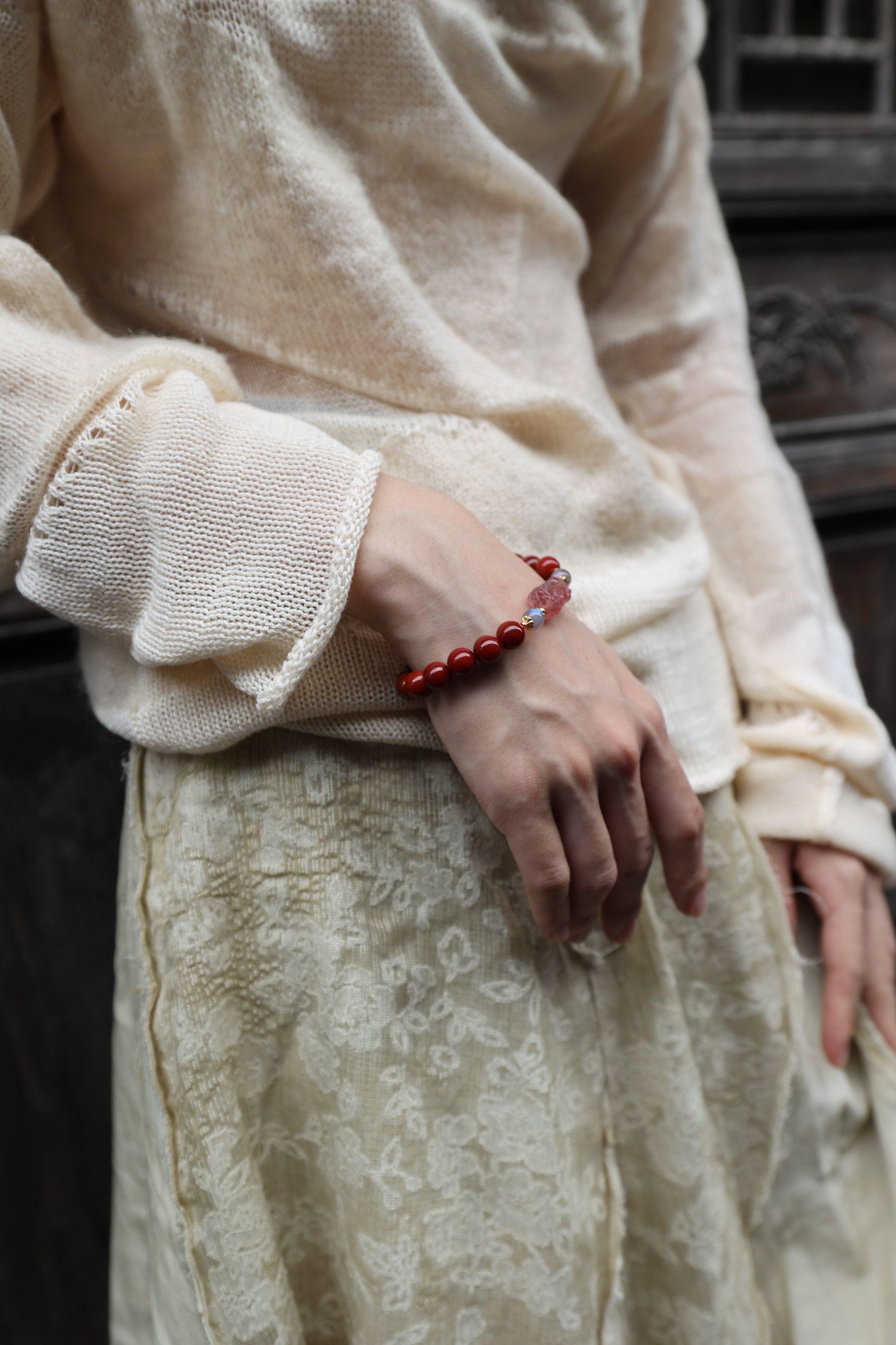 Premium South Red Agate and Strawberry Quartz Elastic Bracelet