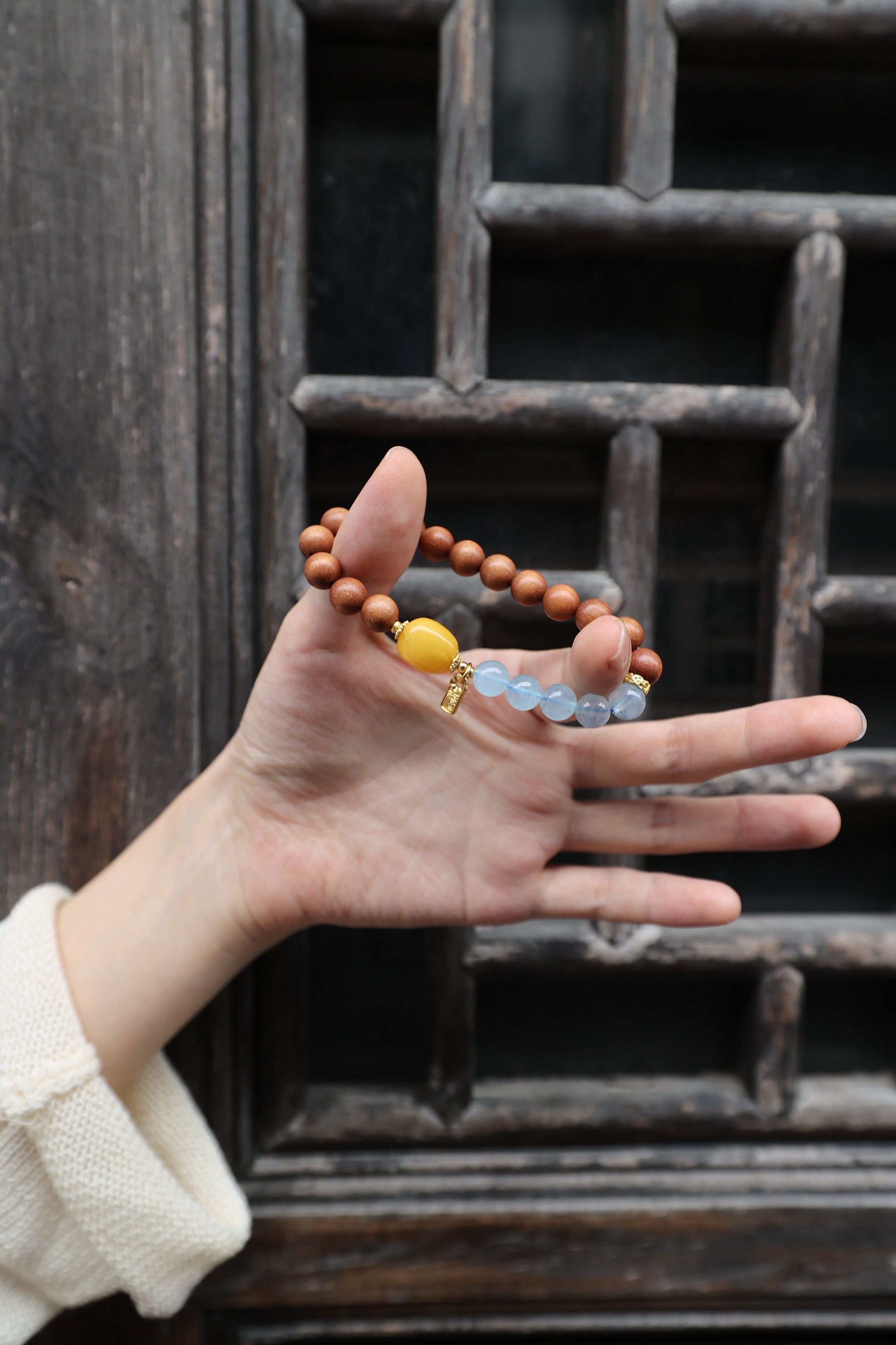 Barbary Sandalwood, Aquamarine, and Amber Bracelet, 16cm with 7mm Beads