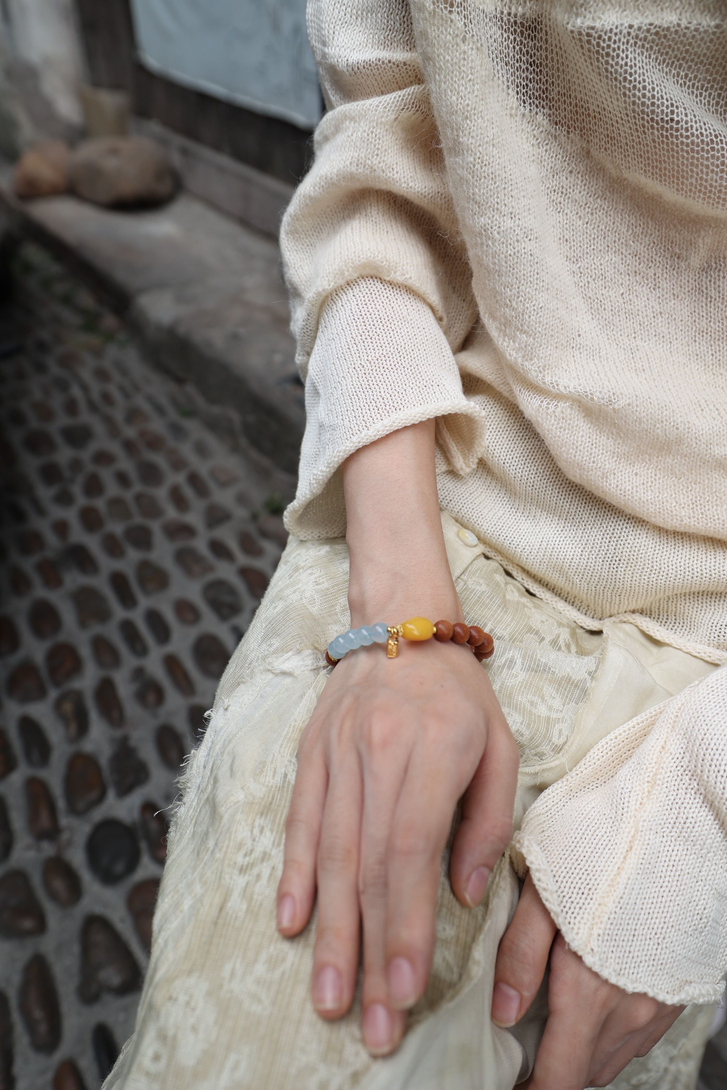 Barbary Sandalwood, Aquamarine, and Amber Bracelet, 16cm with 7mm Beads