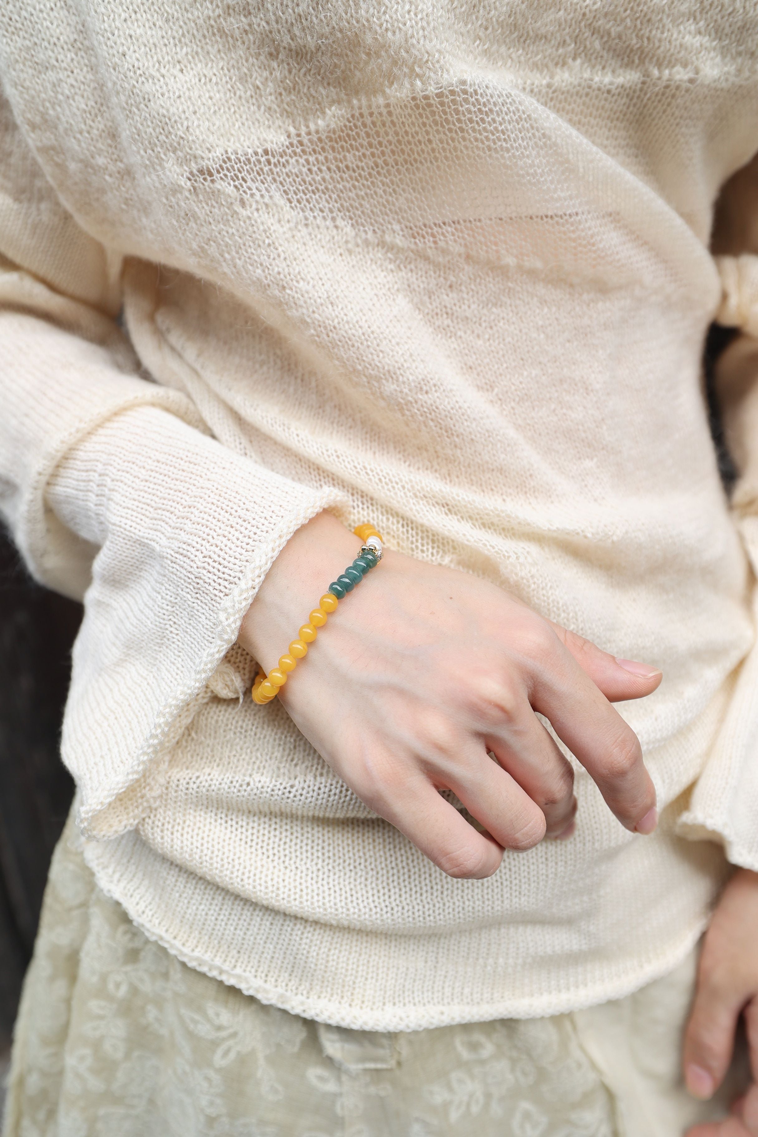 Amber, Jade, and Pearl Bracelet, 16cm with 8mm Beads