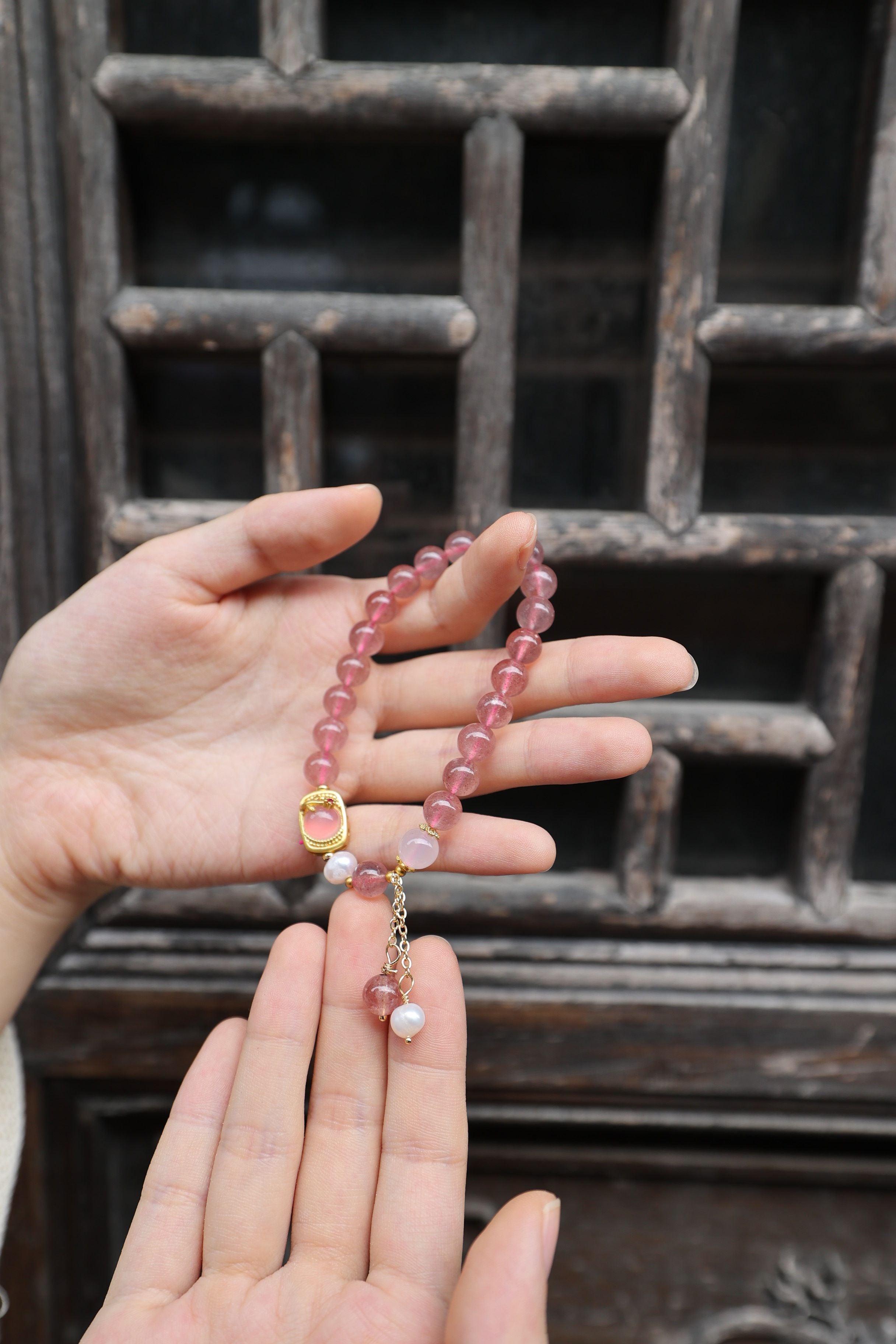 Strawberry Quartz, Pearl, and White Agate Bracelet, 16cm with 8mm Beads