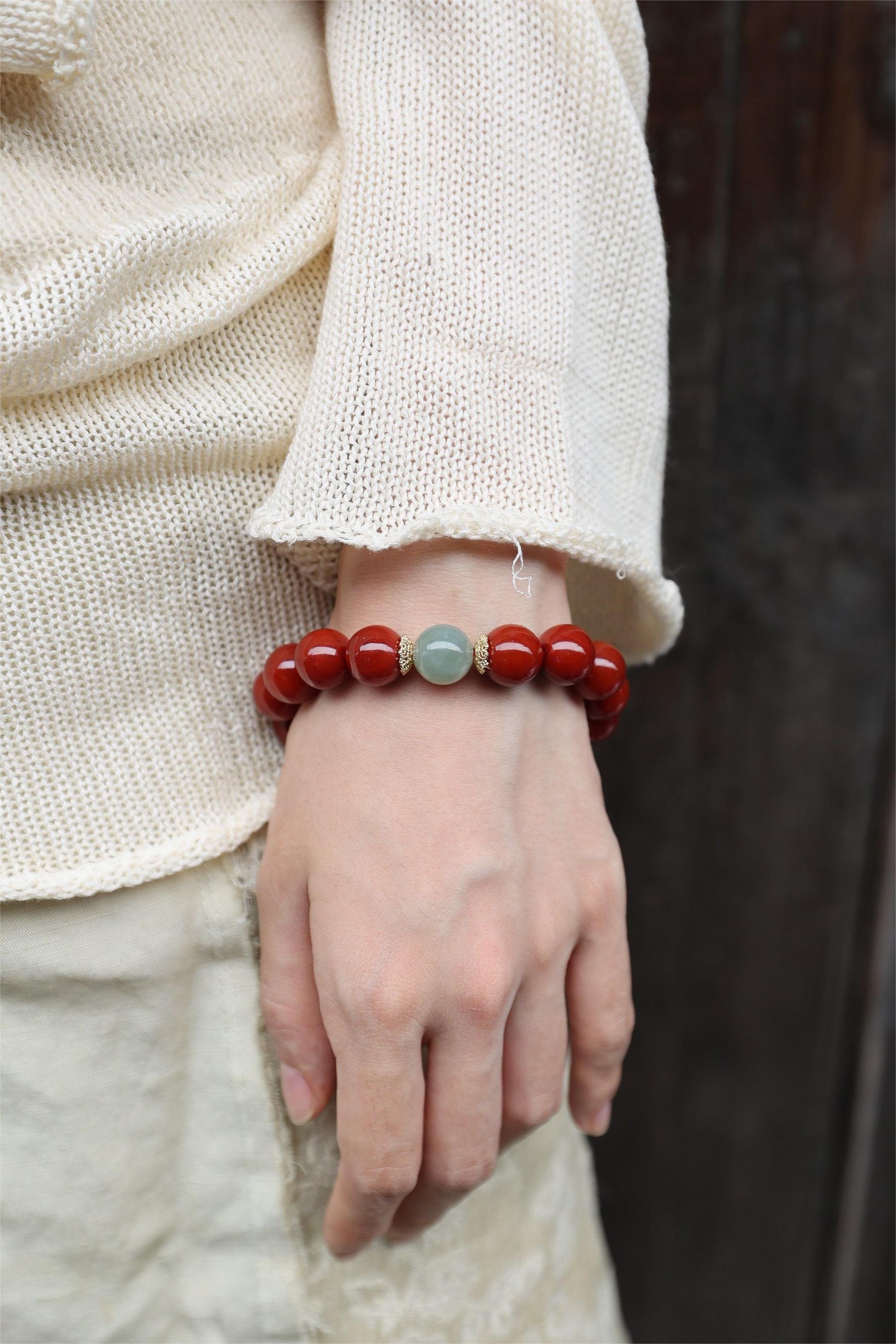 Premium South Red Agate Elastic Bracelet