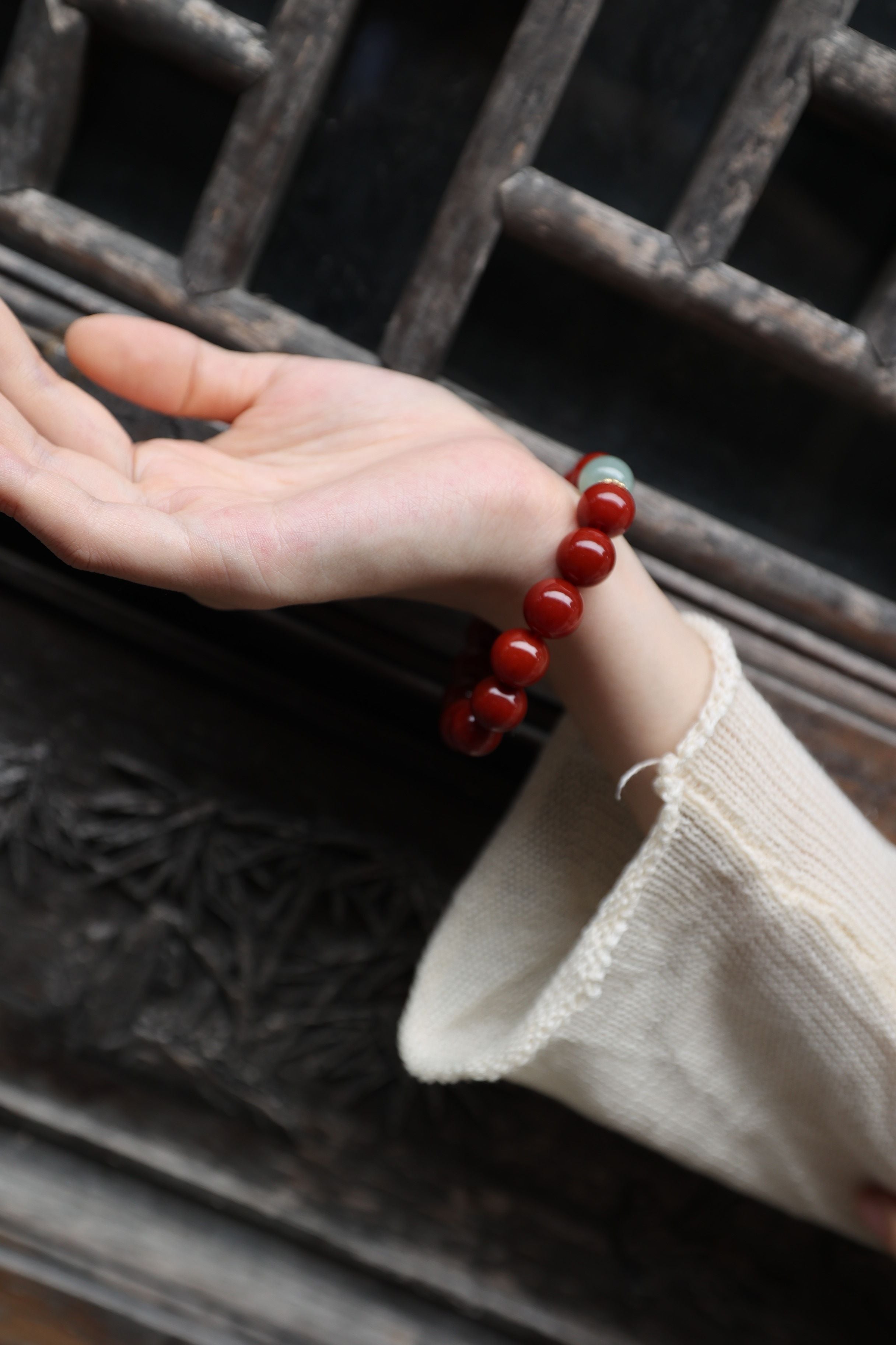 Premium South Red Agate Elastic Bracelet