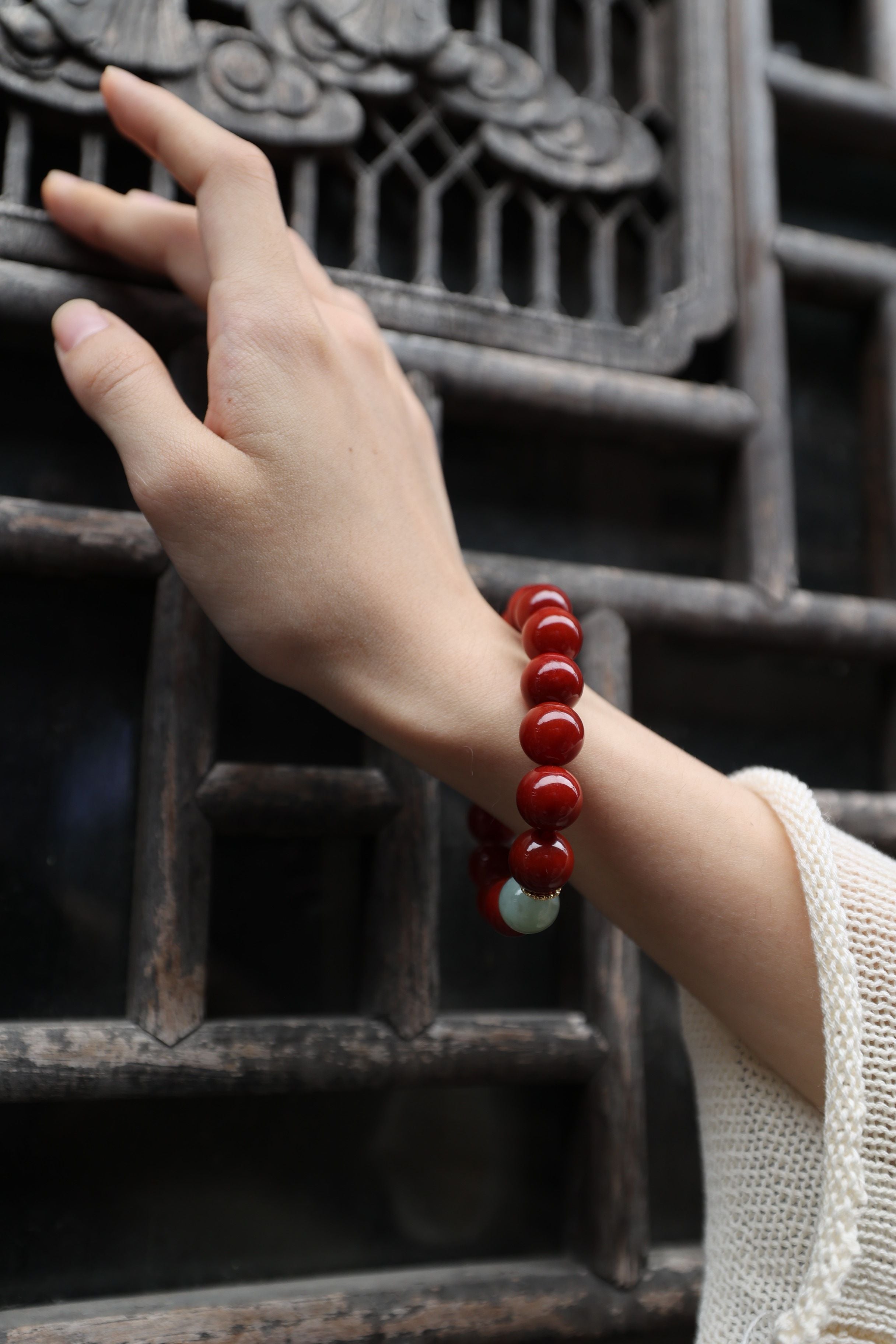 Premium South Red Agate Elastic Bracelet