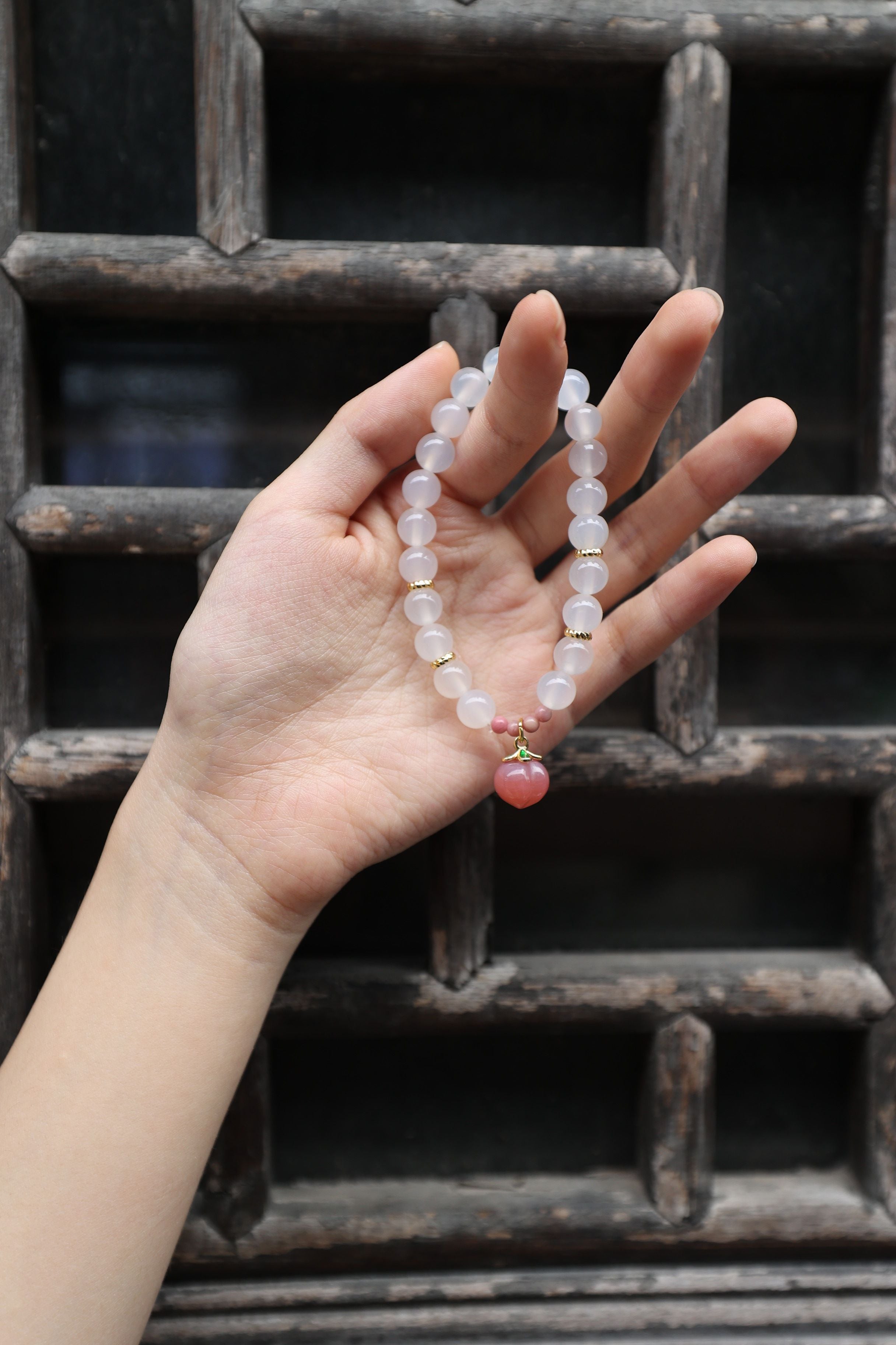 White Agate and Yanyuan Agate Elastic Bracelet