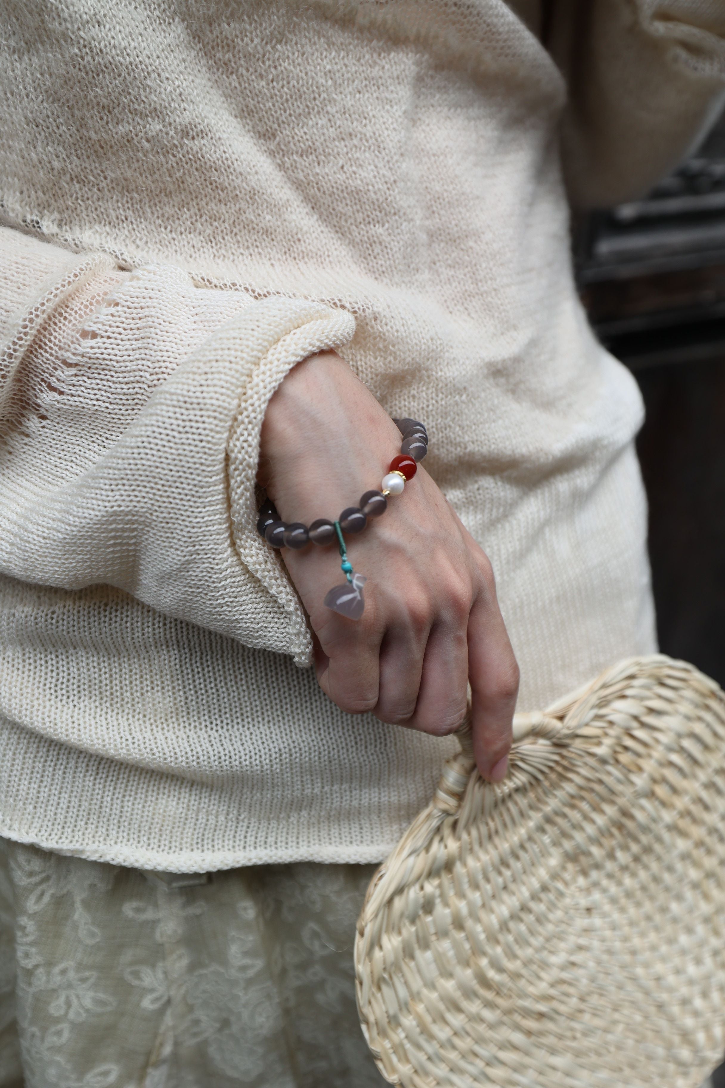 Gray Agate, Red Agate, and Pearl Elastic Bracelet