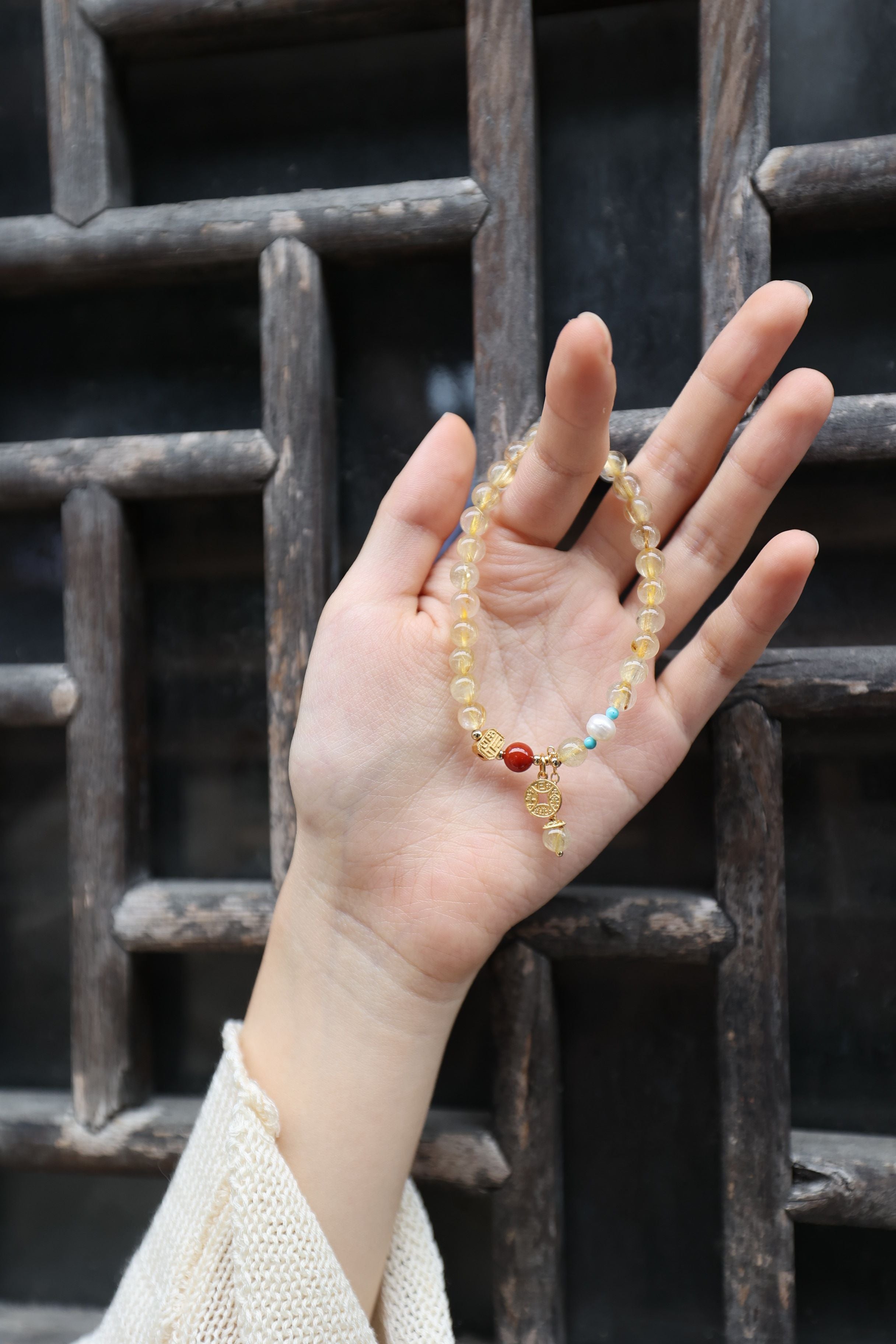 Rutilated Quartz and Pearl Elastic Bracelet