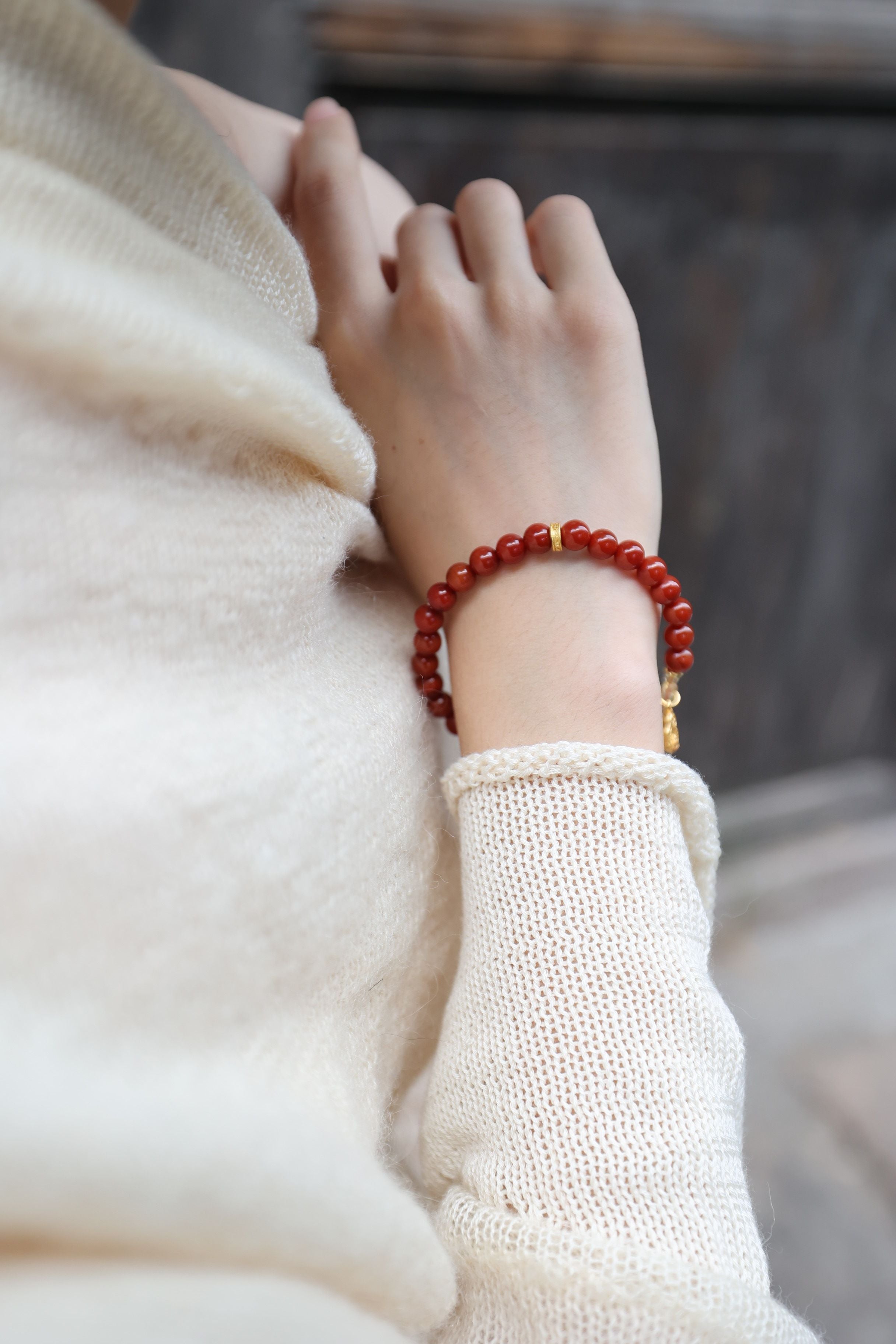 Exquisite Red Agate, Jade, and Rutilated Quartz Bracelet, 16cm with 7mm Beads