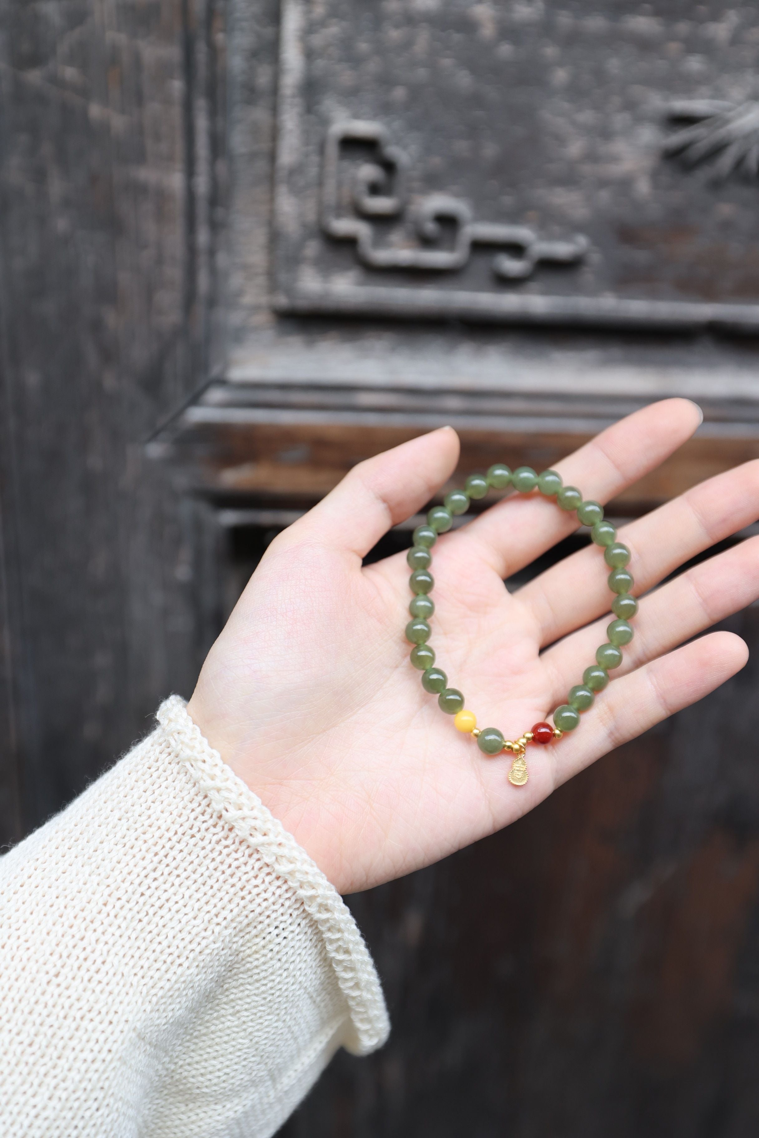 Green Jade and 925 Silver Elastic Bracelet