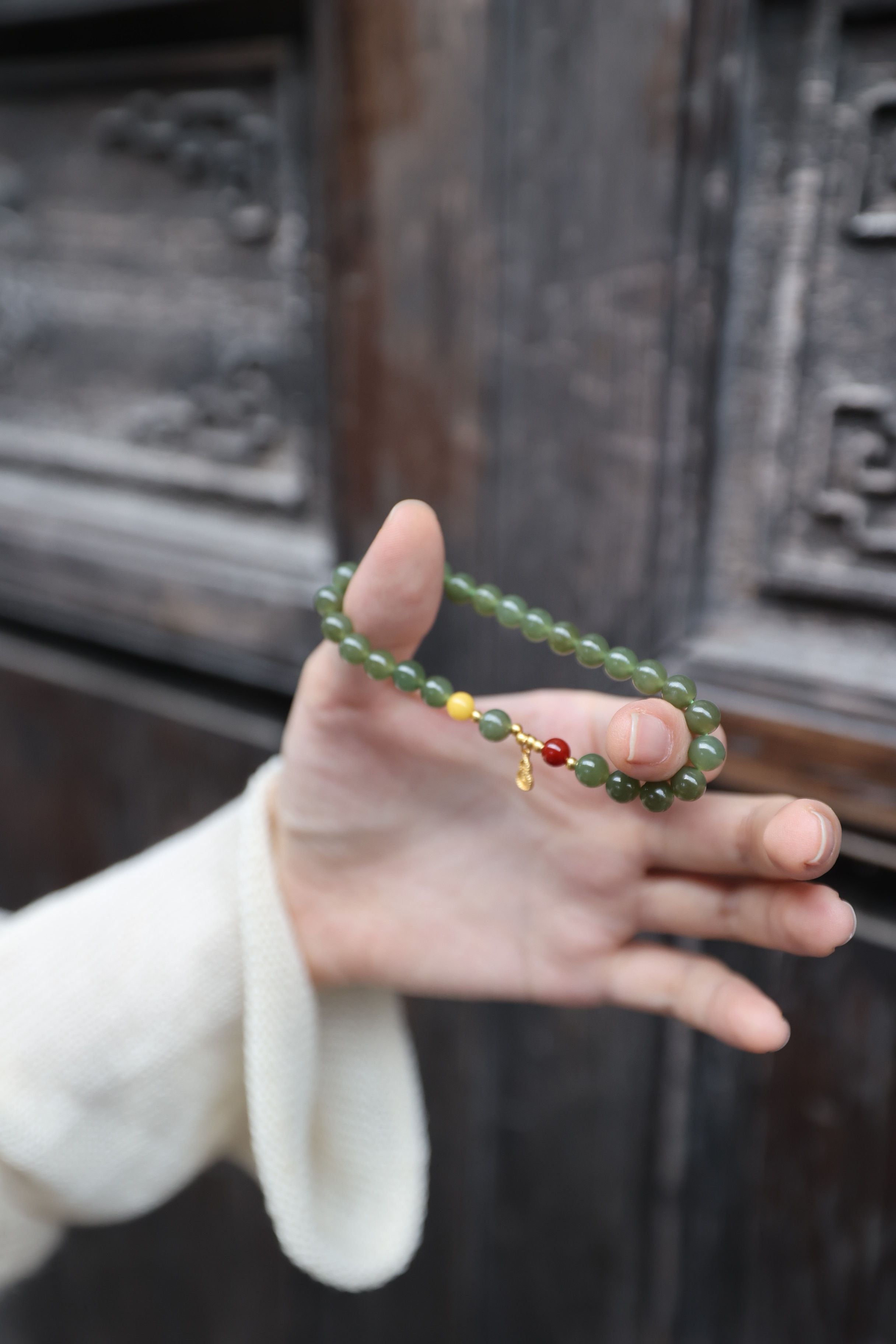 Green Jade and 925 Silver Elastic Bracelet