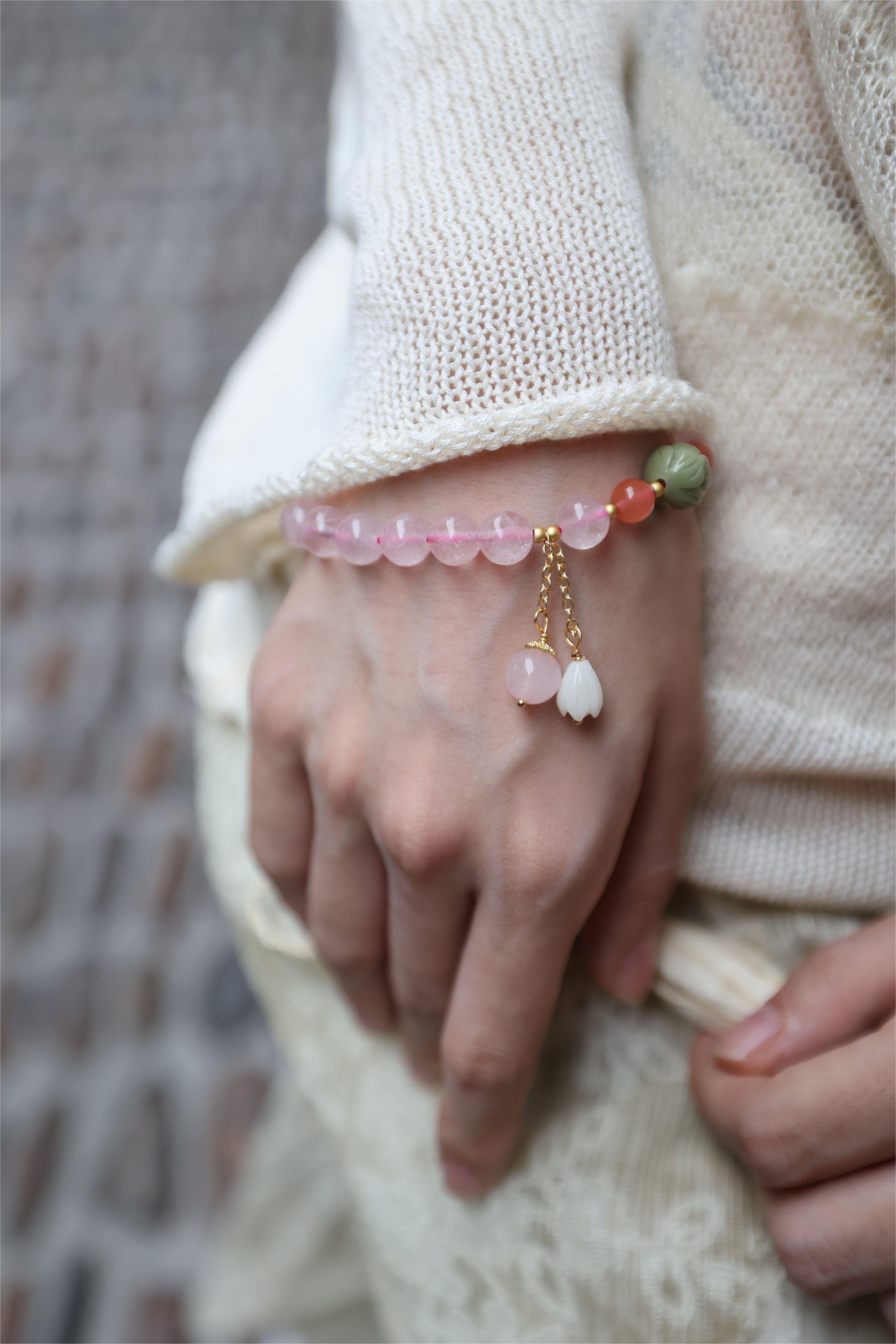 Coral & Nan Hong Agate Bracelet