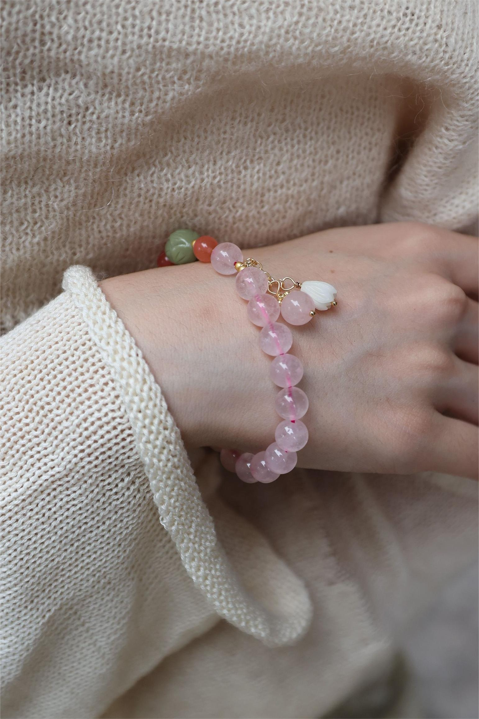 Coral & Nan Hong Agate Bracelet