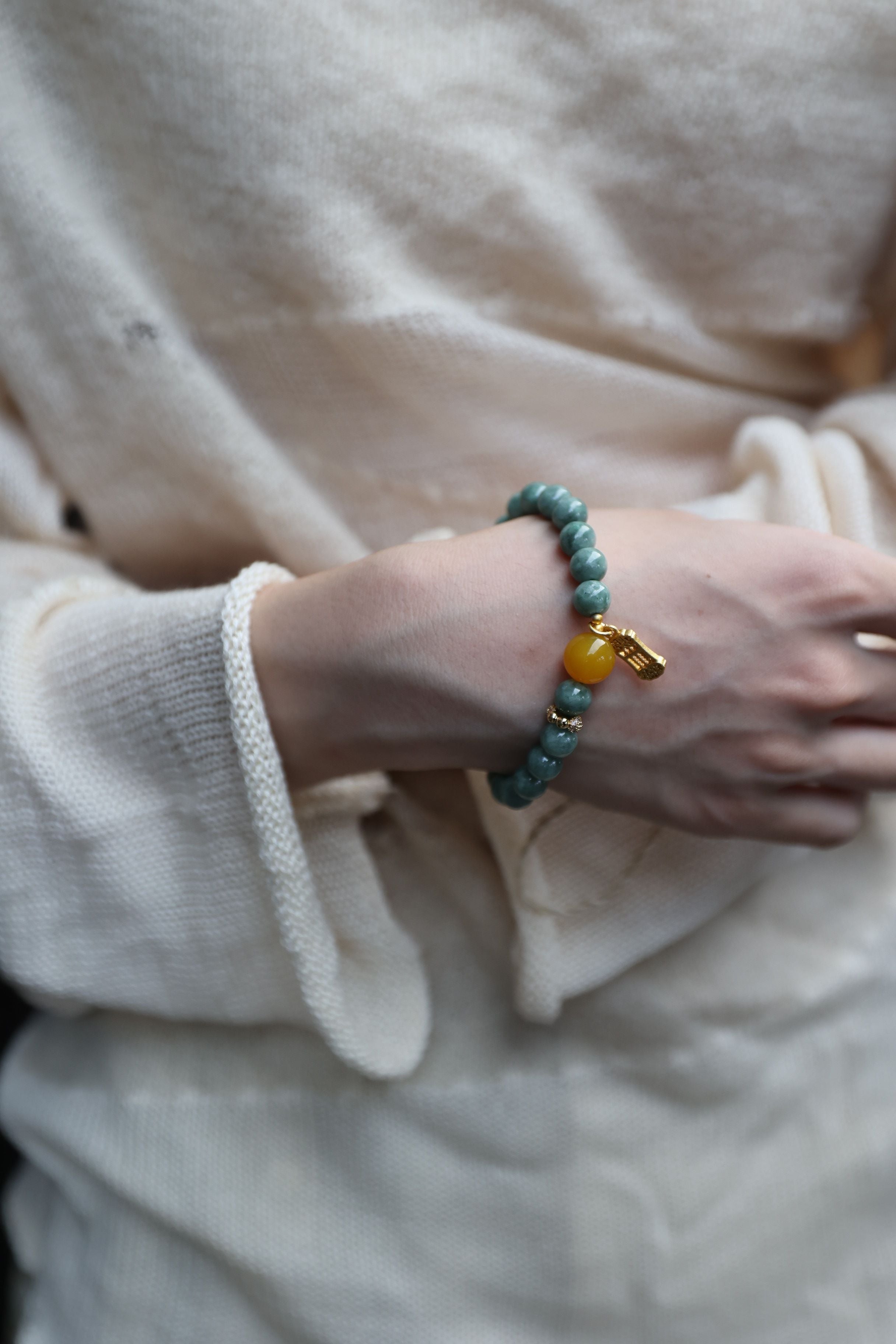 Jade and Yellow Agate Bracelet, 16cm with 8mm Beads