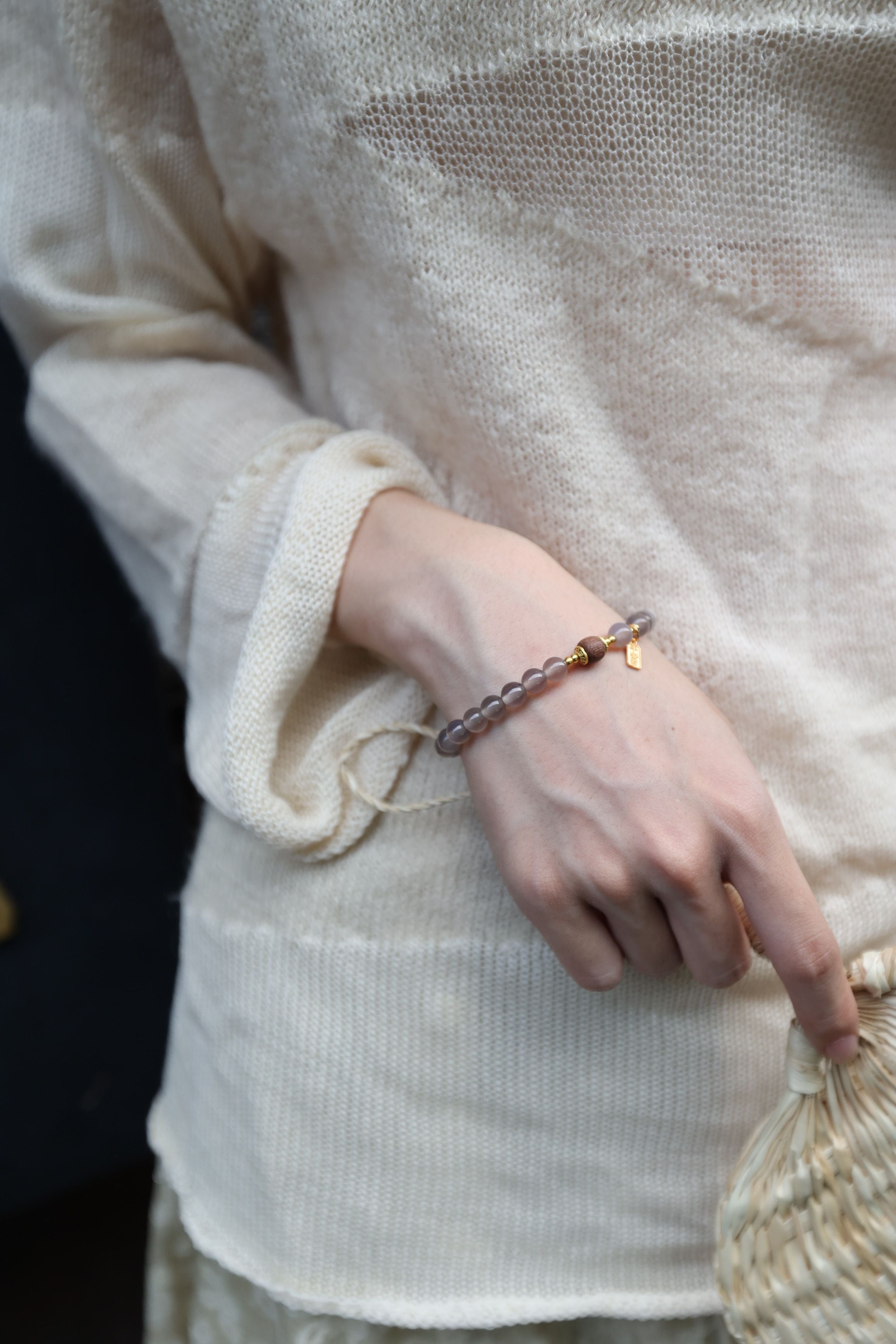 Gray Agate, Pearl, and Agarwood Bracelet, 16cm with 7mm Beads