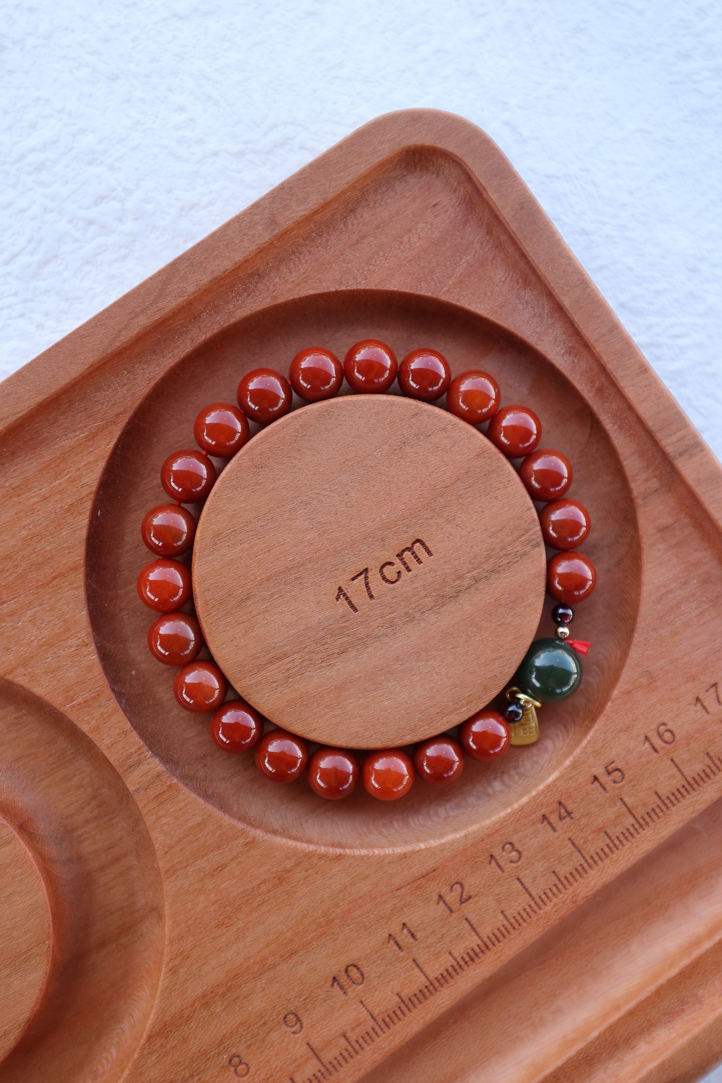 Premium South Red Agate Elastic Bracelet