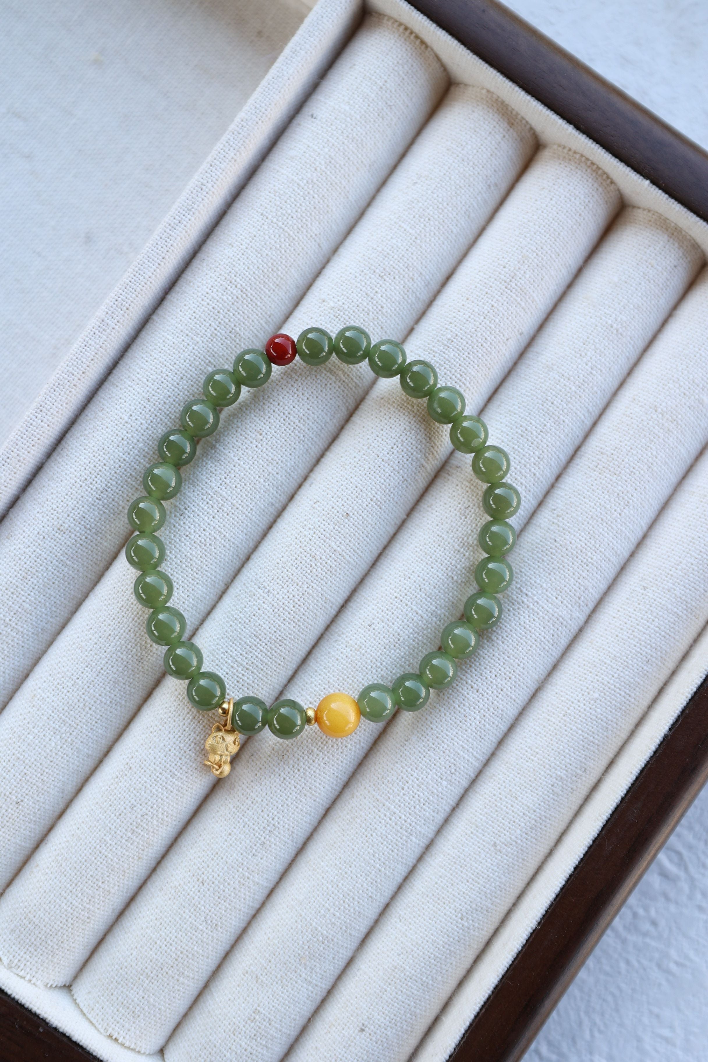 Luxe Heritage: Hetian Jade, Amber, Premium Nan Hong Agate & 925 Silver Bracelet - 16cm Elegance