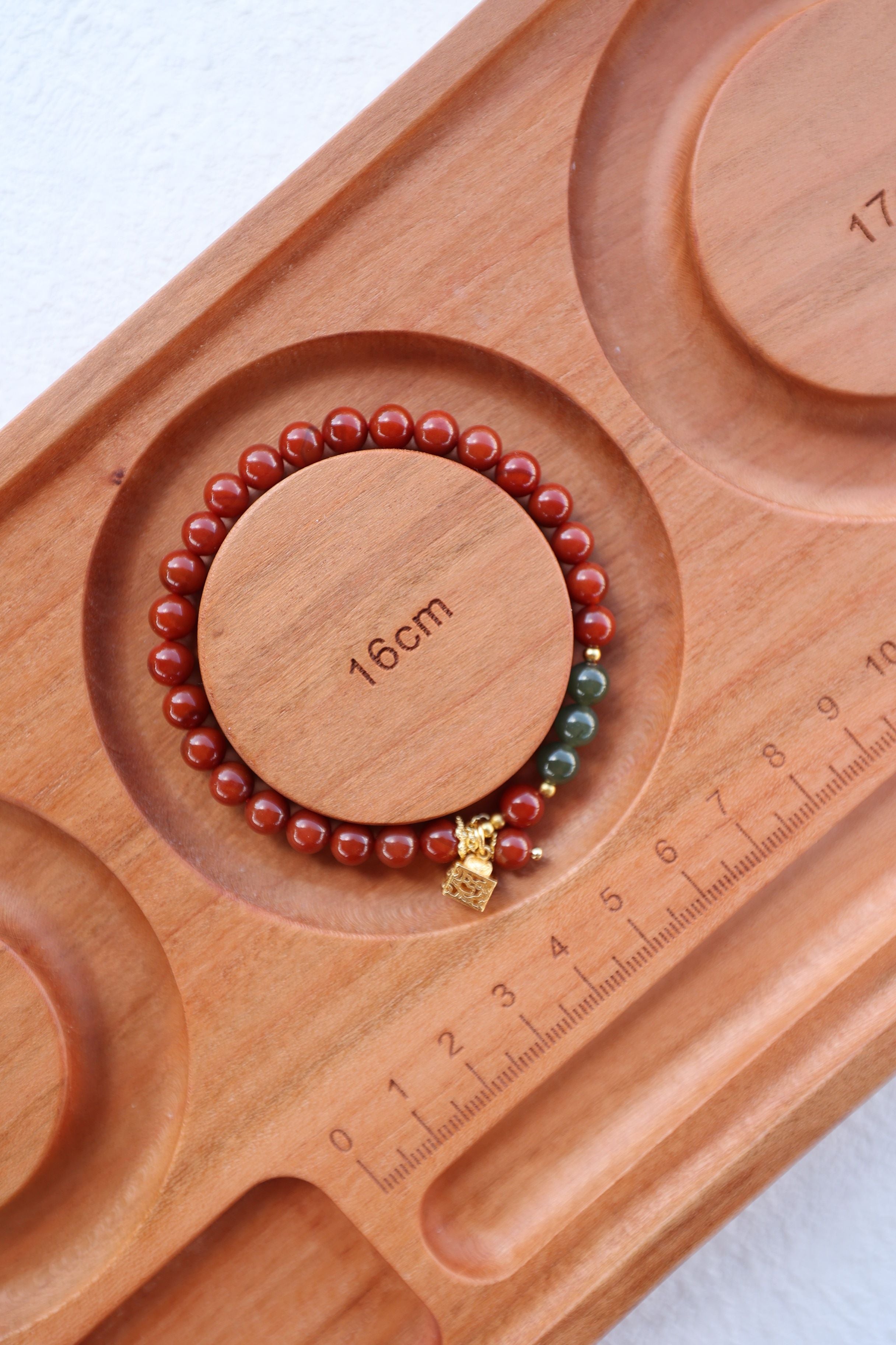 Premium South Red Agate and Green Jade Elastic Bracelet