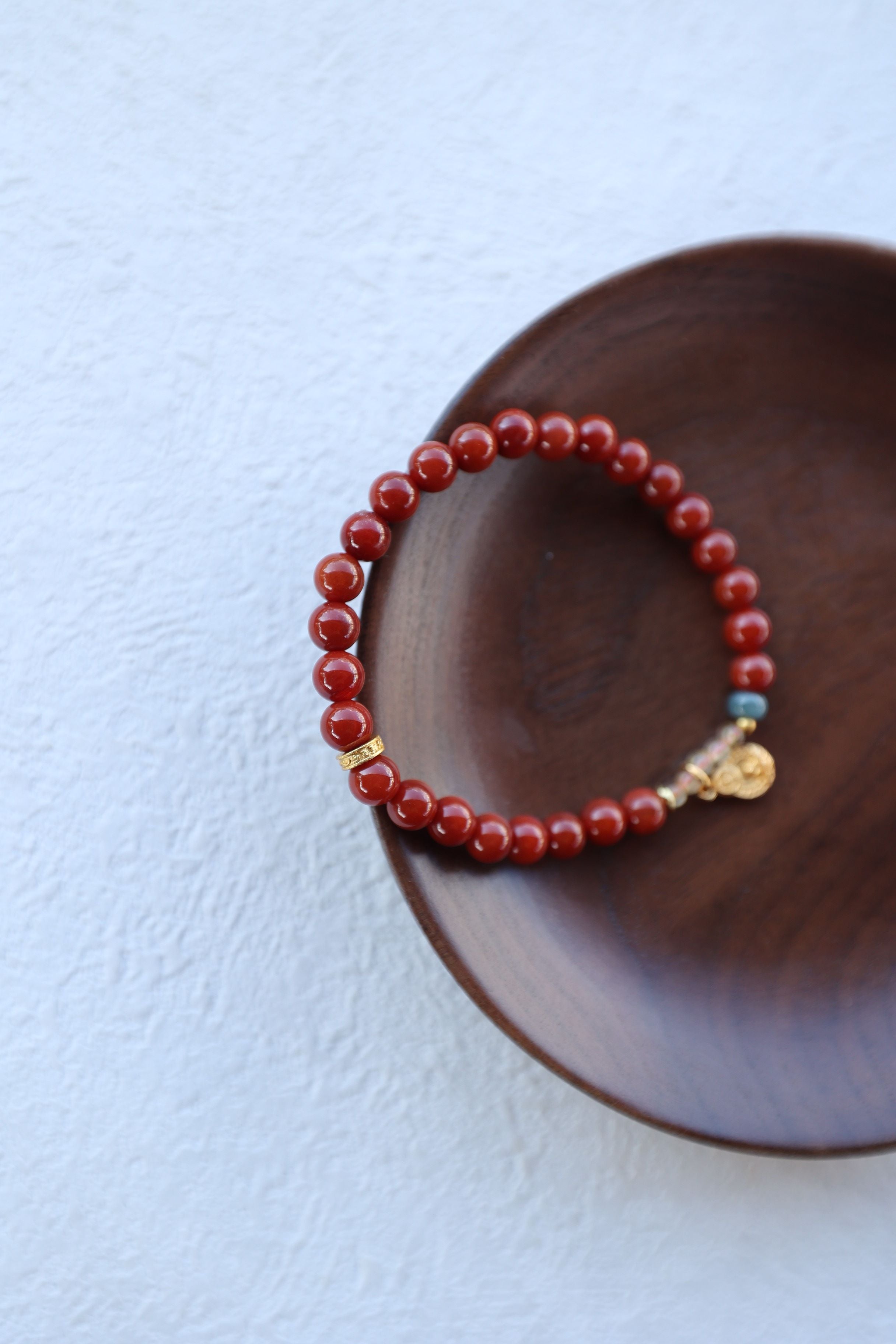 Exquisite Red Agate, Jade, and Rutilated Quartz Bracelet, 16cm with 7mm Beads