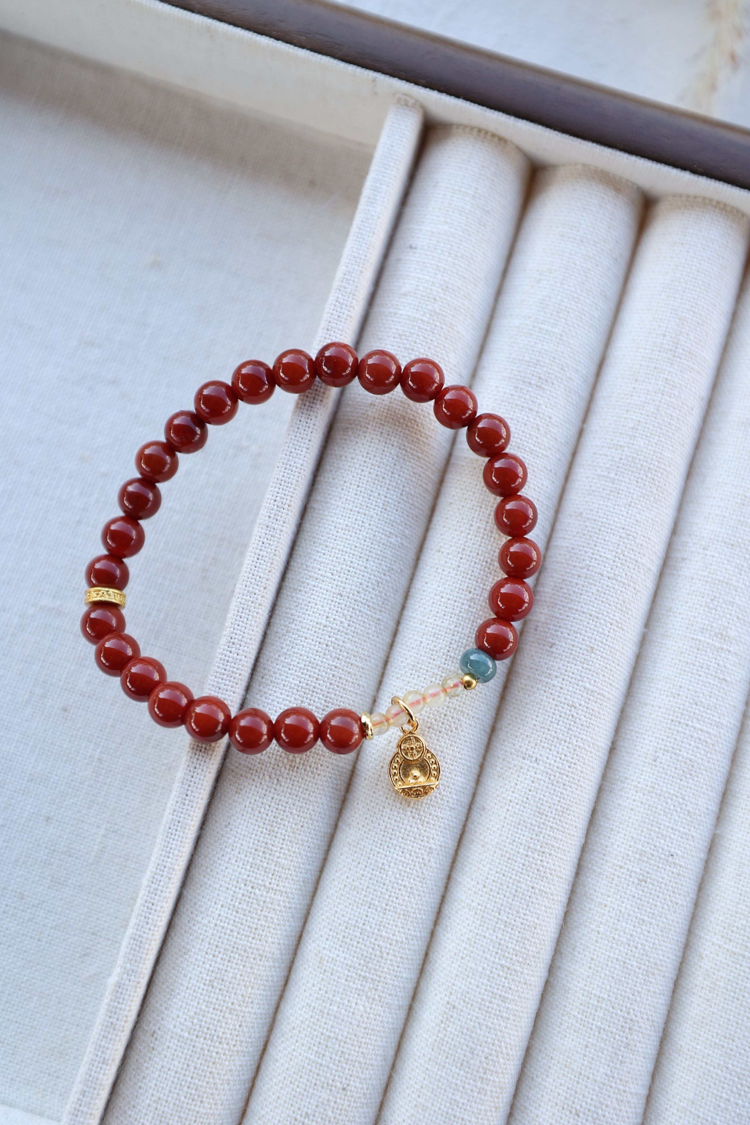 Exquisite Red Agate, Jade, and Rutilated Quartz Bracelet, 16cm with 7mm Beads